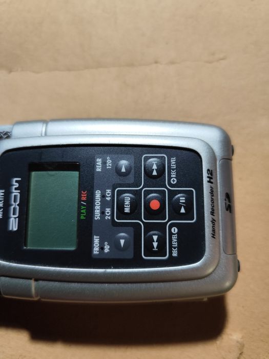 Микрофон-диктофон Zoom h2