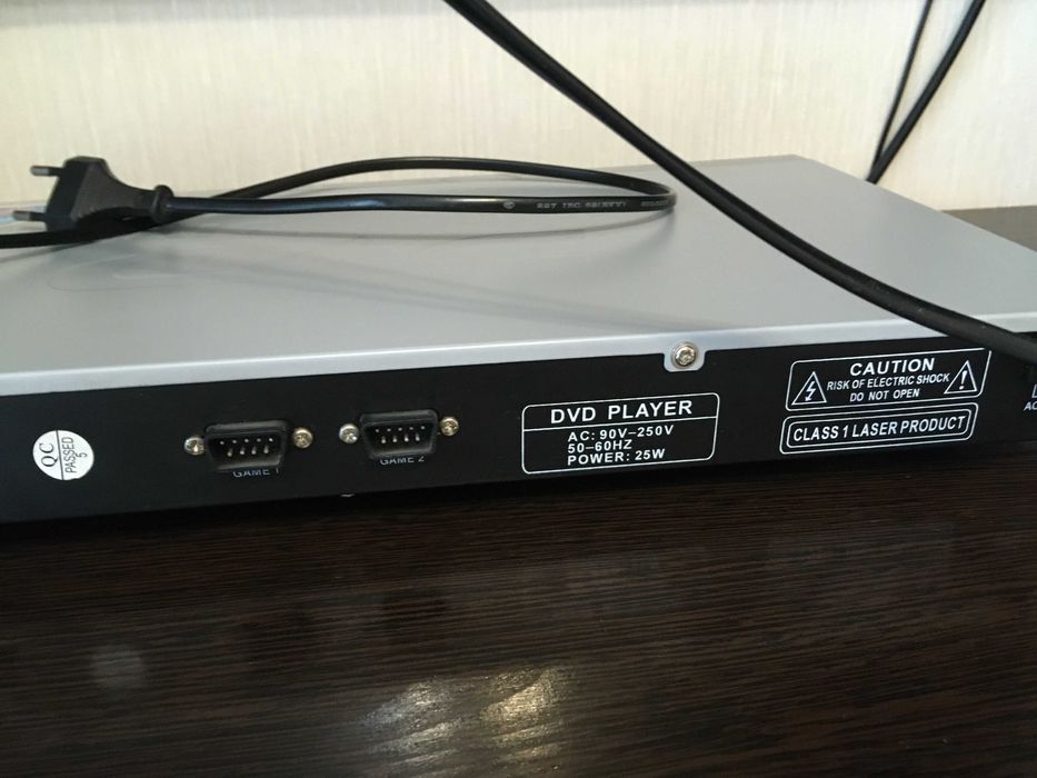 DVD  плеер от LG