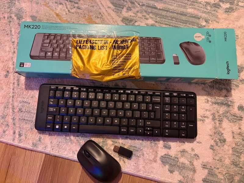 Kit tastatura + mouse Logitech MK220, Wireless