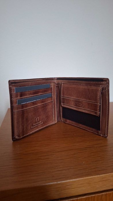 Мъжки портфейл Camel Active Melbourne, кафяв