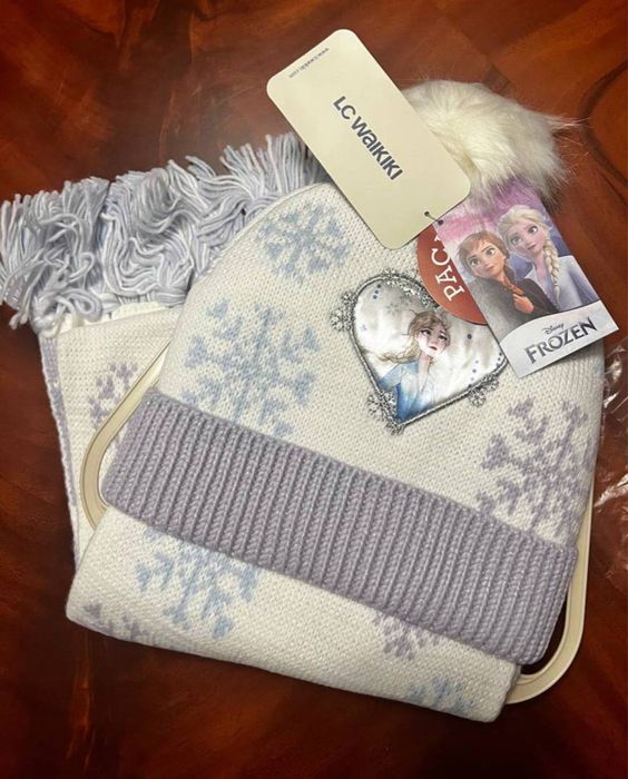 Комплект шапка + шарф