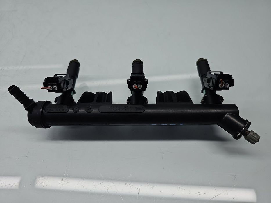 Rampa injectoare Volkswagen Polo (9N) [Fabr 2001-2008] 03D133319J 1.2