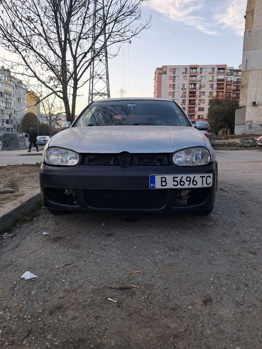 VW Golf 4 1.6 НА ЧАСТИ!