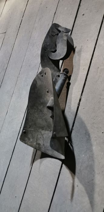 Vând ornamente din zinc pt. acoperiș