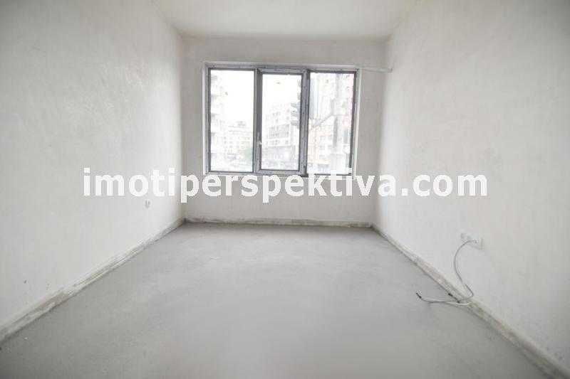 Продава се Двустаен апартамент в Пловдив, Кършияка - 68 кв.м за 1984 €/кв.м - Снимка #3