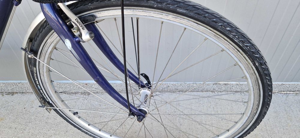 Дамски велосипед HERCULES колело с кошница 28"