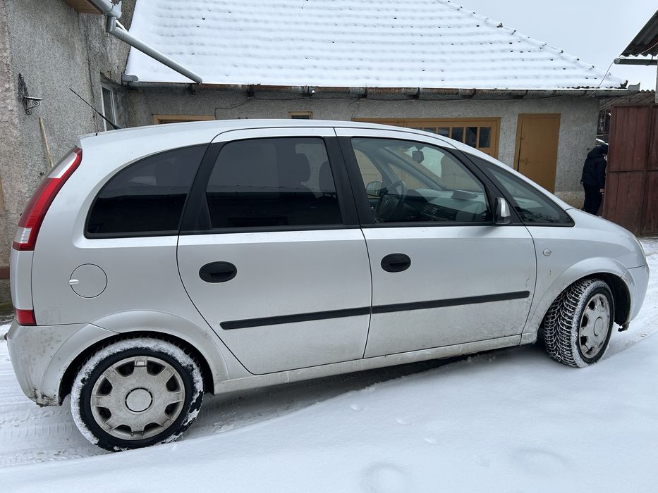 Opel Meriva 1.6 benzina  an 2004