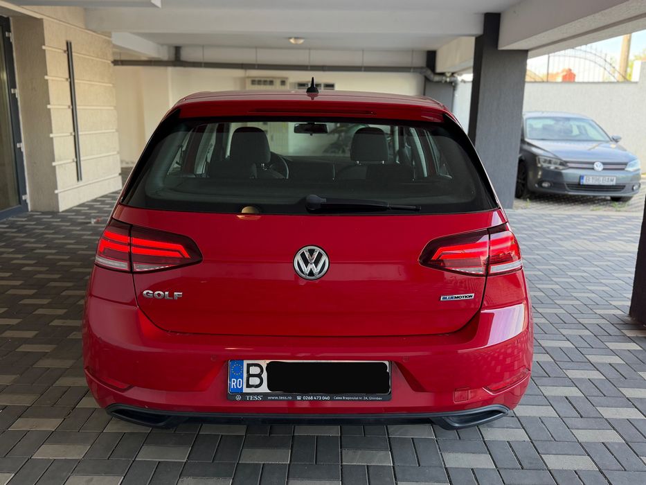 VOLKSWAGEN Golf 2021 — imagine 4