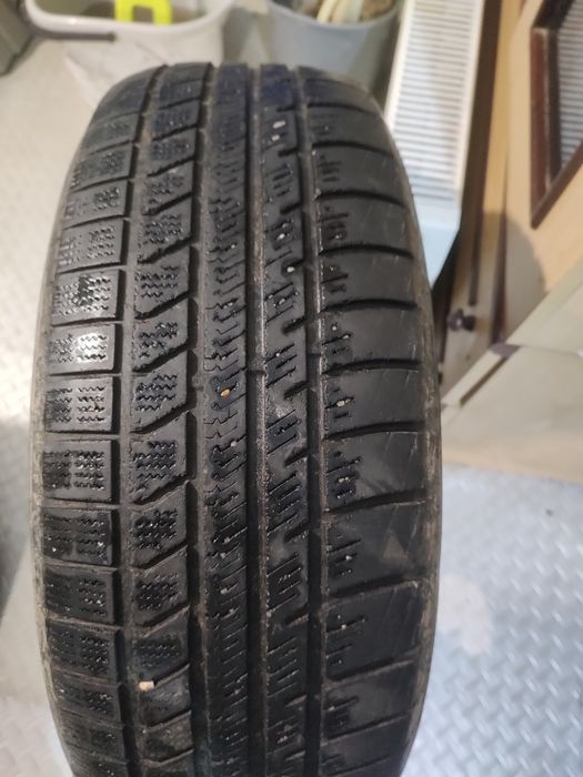 4 броя Гуми Vredestein 225/70/16