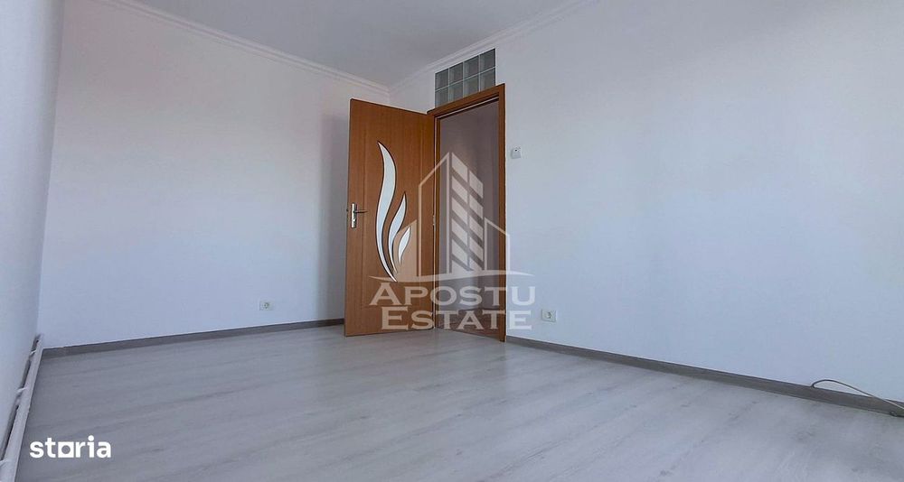 Apartament 3 camere,decomandat, nemobilat, Confectii