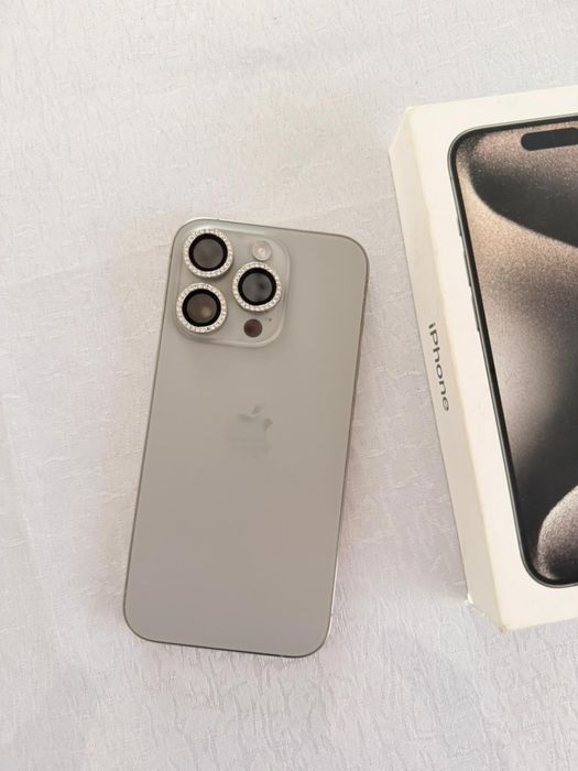 продам Айфон 15 про 256 гб