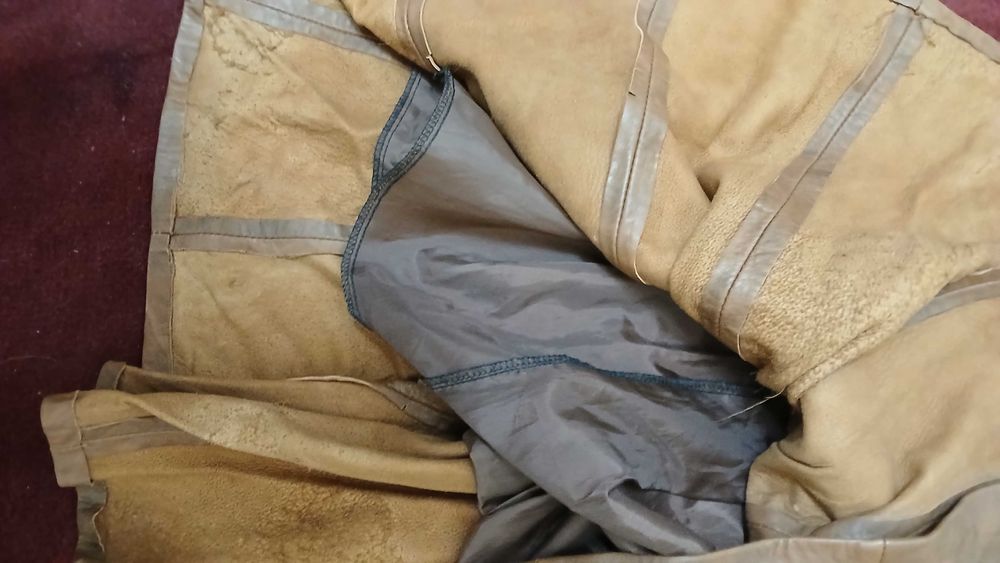 Юбка кожаная. Греция. Новая.