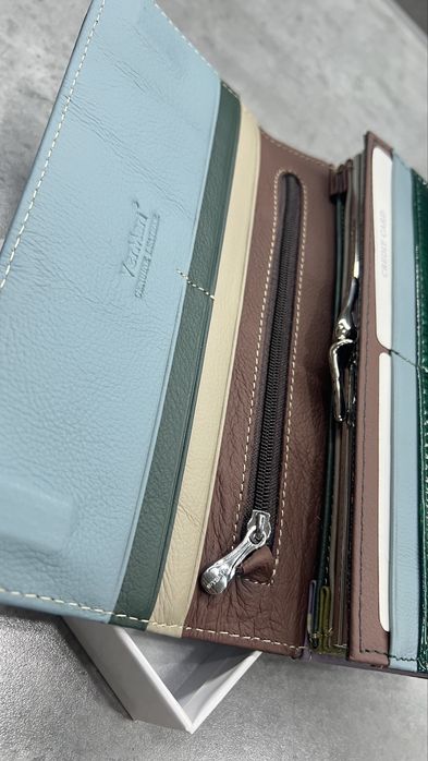 Кошелек из натуральной кожи