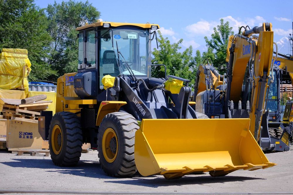 Фронтальный погрузчик XCMG LW300KN 1.8 куб