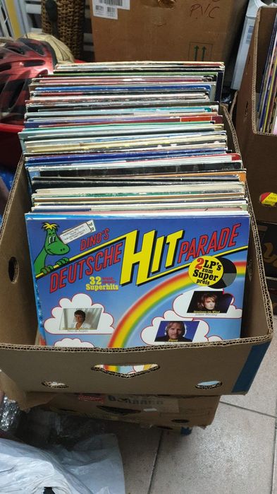 Lot Discuri Vinil colectie aproximativ 100 LP in stare buna cu muzica