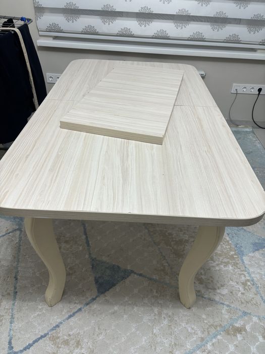 Продается стол в хорошем состоянии