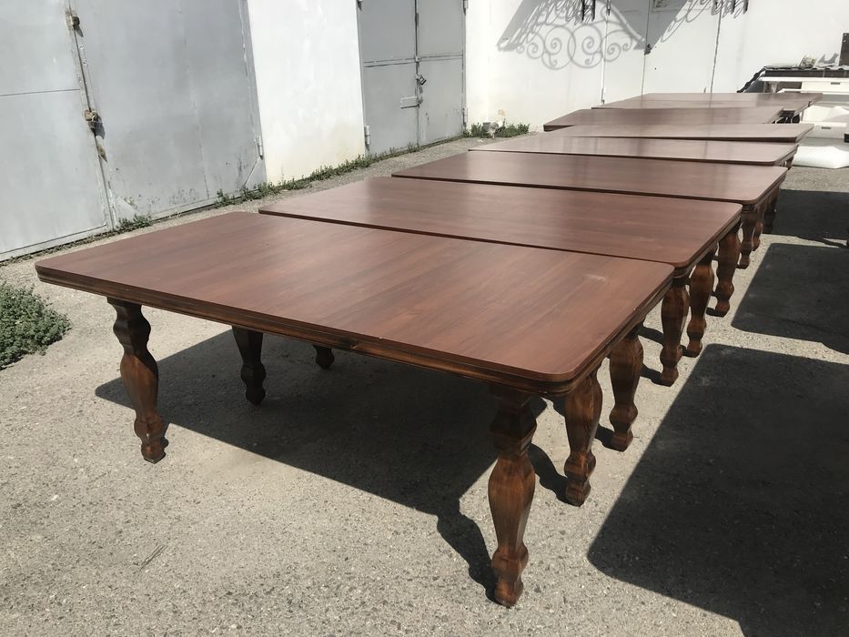 Столы круглые диаметром 180 см