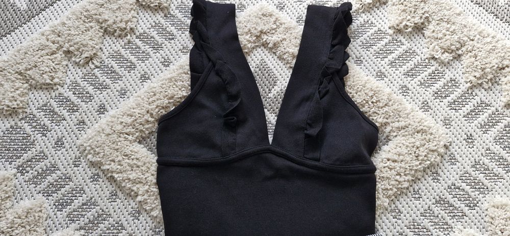 Set ,top+ fusta mărimea S