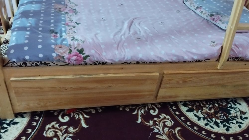 Детские двух этажный крават