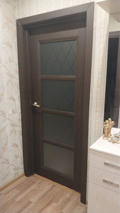 Межкомнатные двери.2 шт