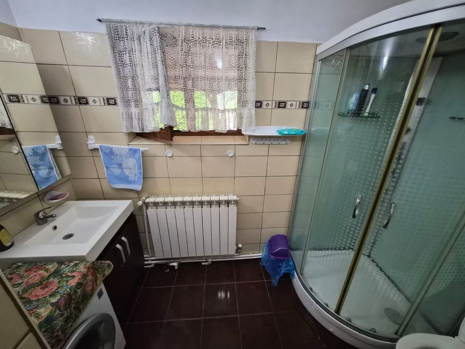 Vand casa cu teren Valea Salciilor