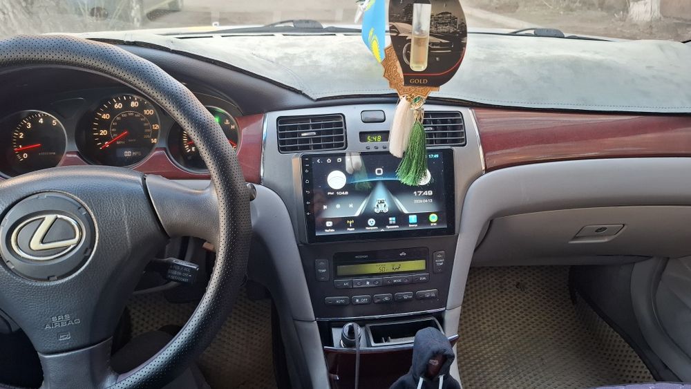 Продам Лексус ес 300