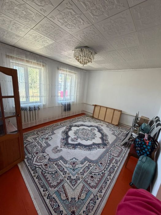 Тез арада үй сатылады