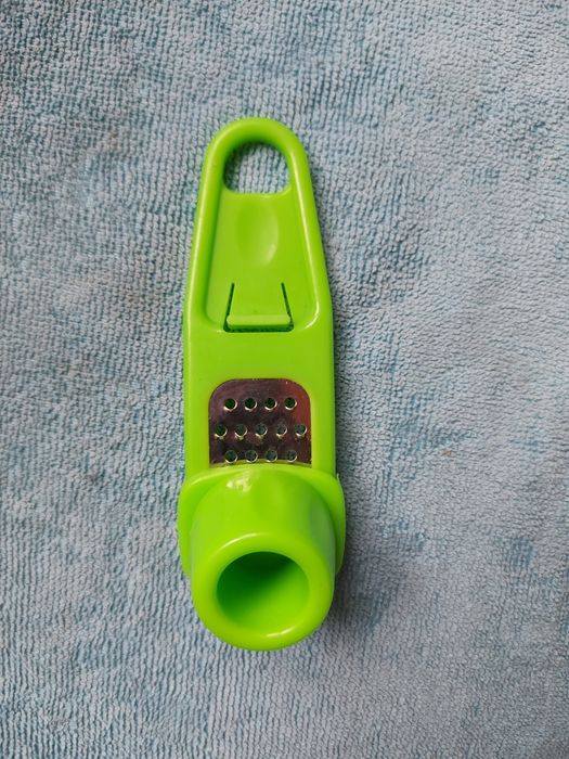 Продам малелькую тёрочку