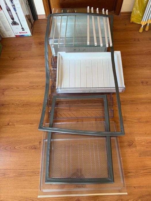 Rafturi, sertare, chedere frigider Beko RDNE 505