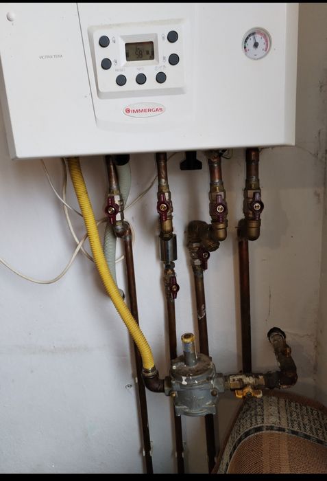 Instalator sanitar Ploiești instalați termice centrale boilere reparaț