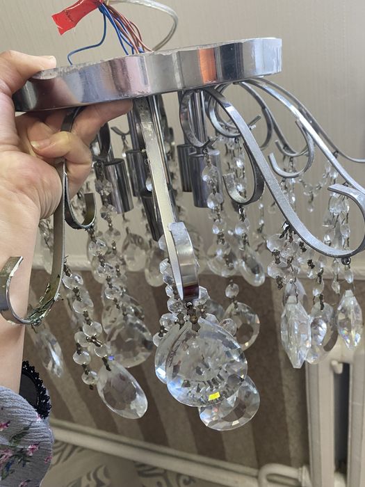 Б/у люстра сатылады