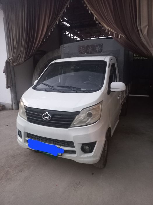 Changan mashina 2014