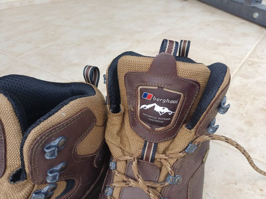 Туристически обувки Berghaus
