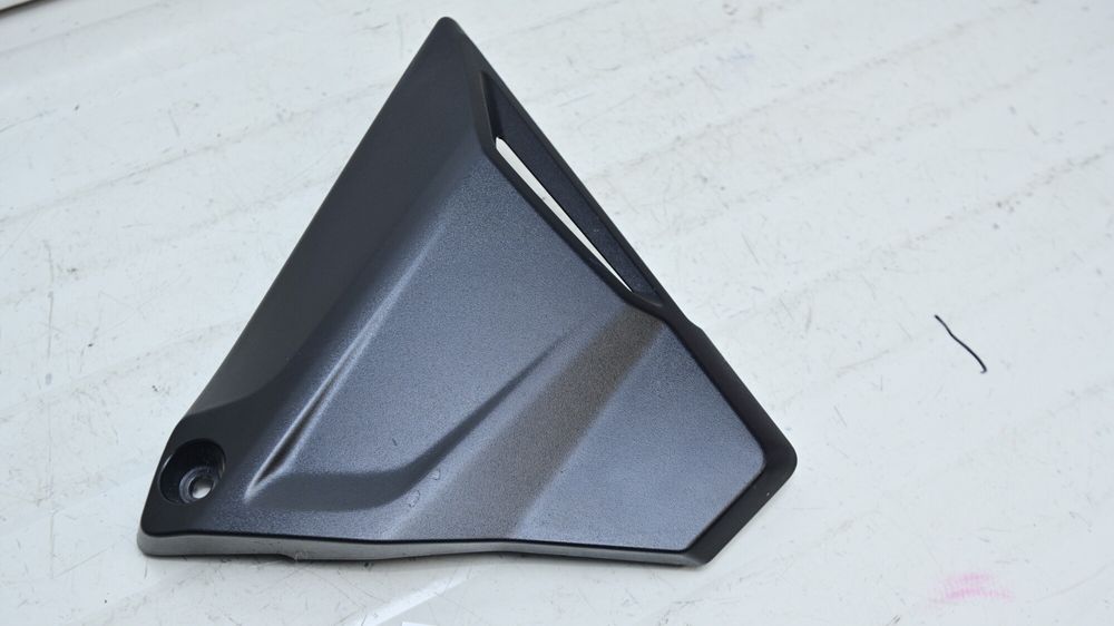 Carena Plastic Dreapta Baterie BMW R1200GS / R1250GS 2013 - 2024