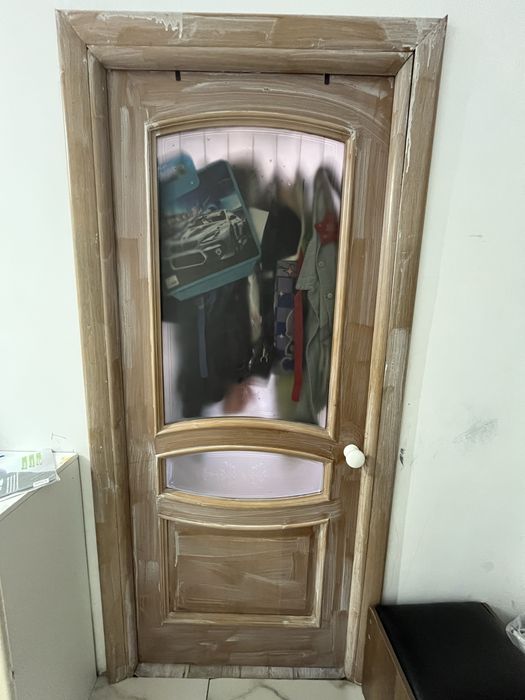 Есік сатылады / Продаются двери