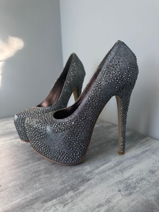 Обувки за официален повод или бал