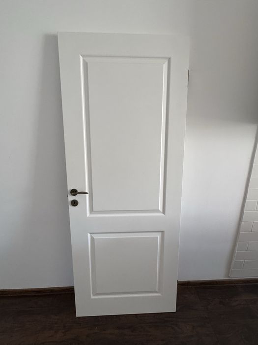 Usi interior albe  1 buc 70x200, 2 buc 80x200