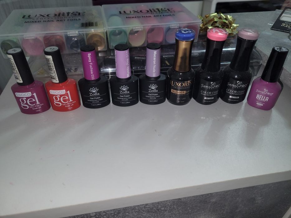 Geluri si oje semipermanente