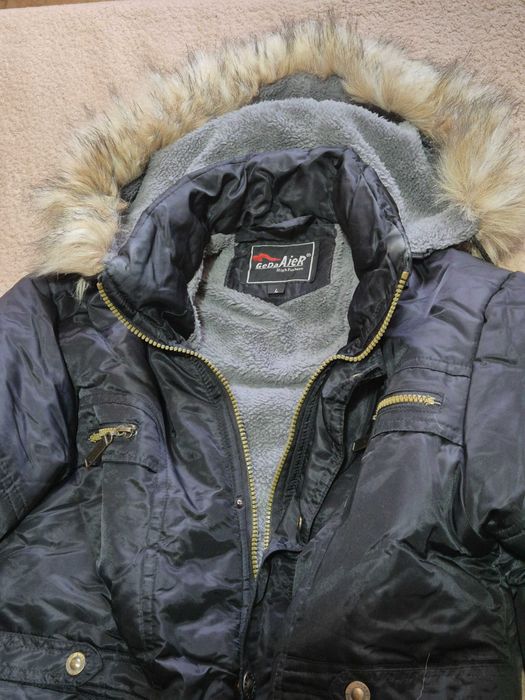 Geacă de iarnă neagră, matlasată, dama, brand GeDa Aier, impecabila