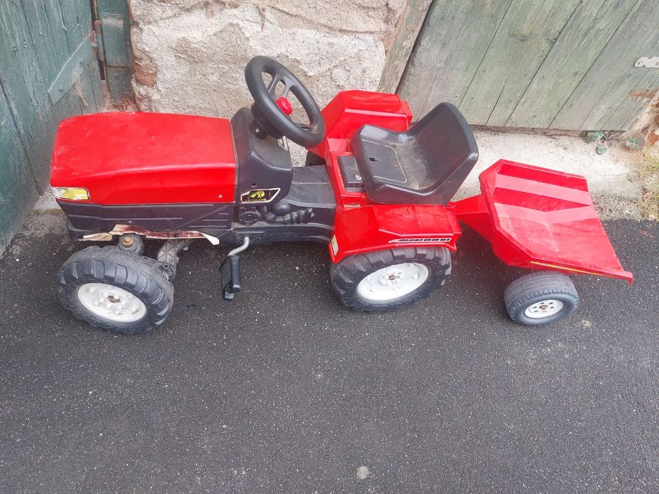 Tractor cu remorca copii