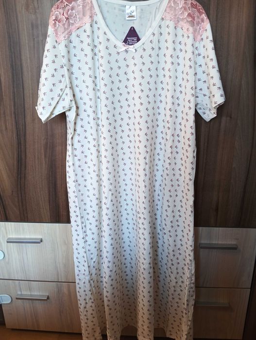 Дамски нощници / тип рокли