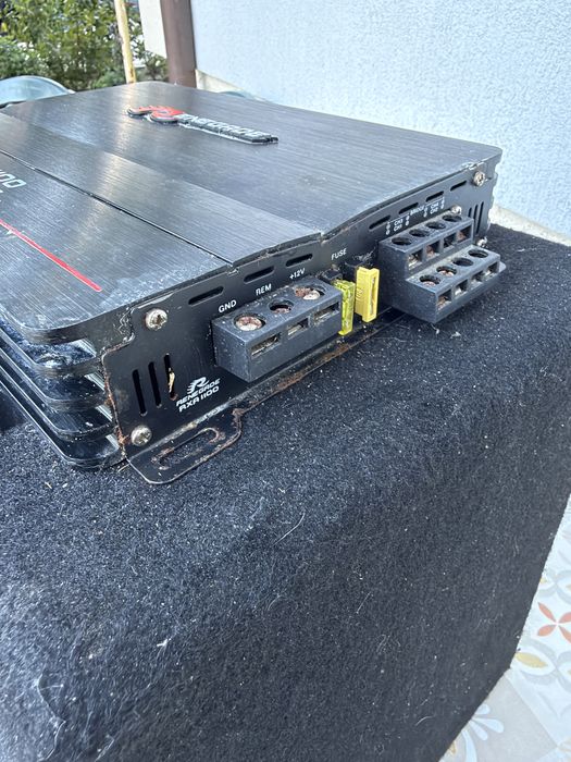 Subwoofer Renegade + Statie 1100W