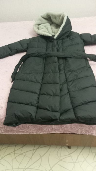 Продаю женскую куртку