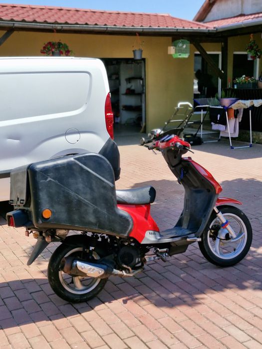 Scuter Livrari TGB Delivery 49cc