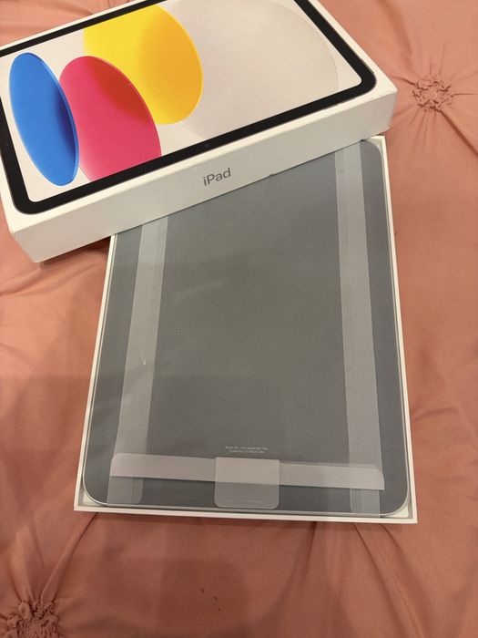 iPad A16 noua la cutie