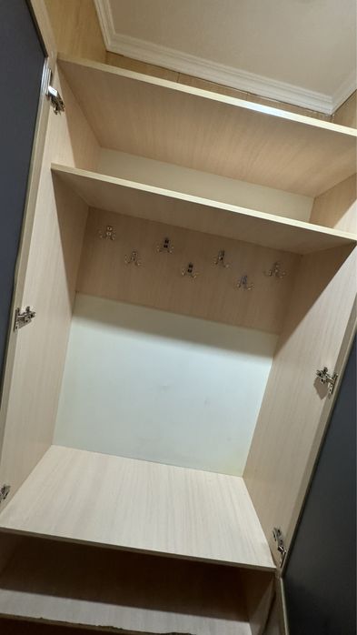 Прихожка срочно!