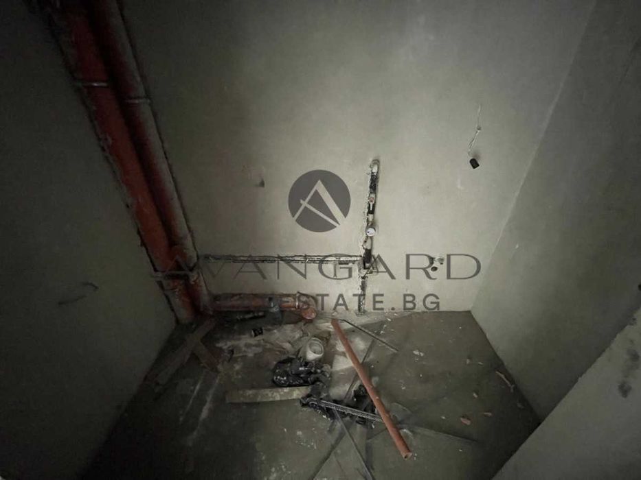 Продава се Двустаен апартамент в Пловдив, Остромила - 70 кв.м за 1643 €/кв.м - Снимка #5