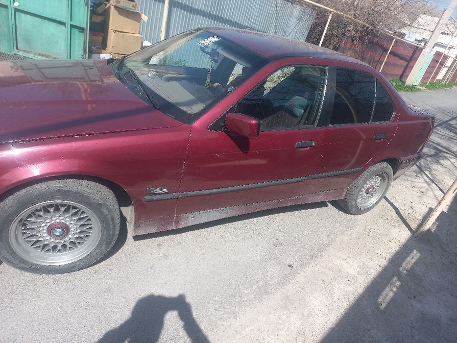 Продаётся бмв. Е 36.