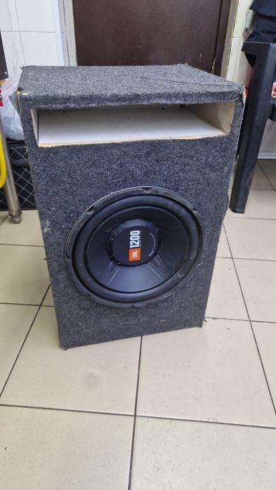 сабвуфер с усилителем