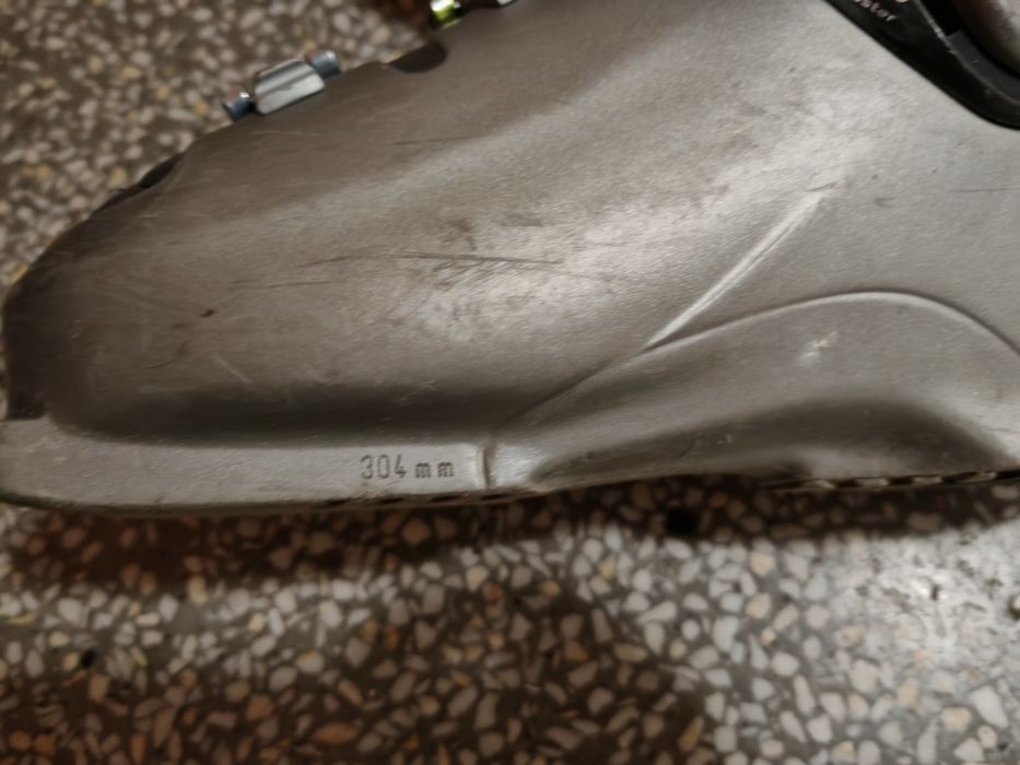 Ски обувки  Salomon 30 евро